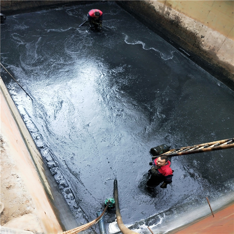 下陆废水池清理